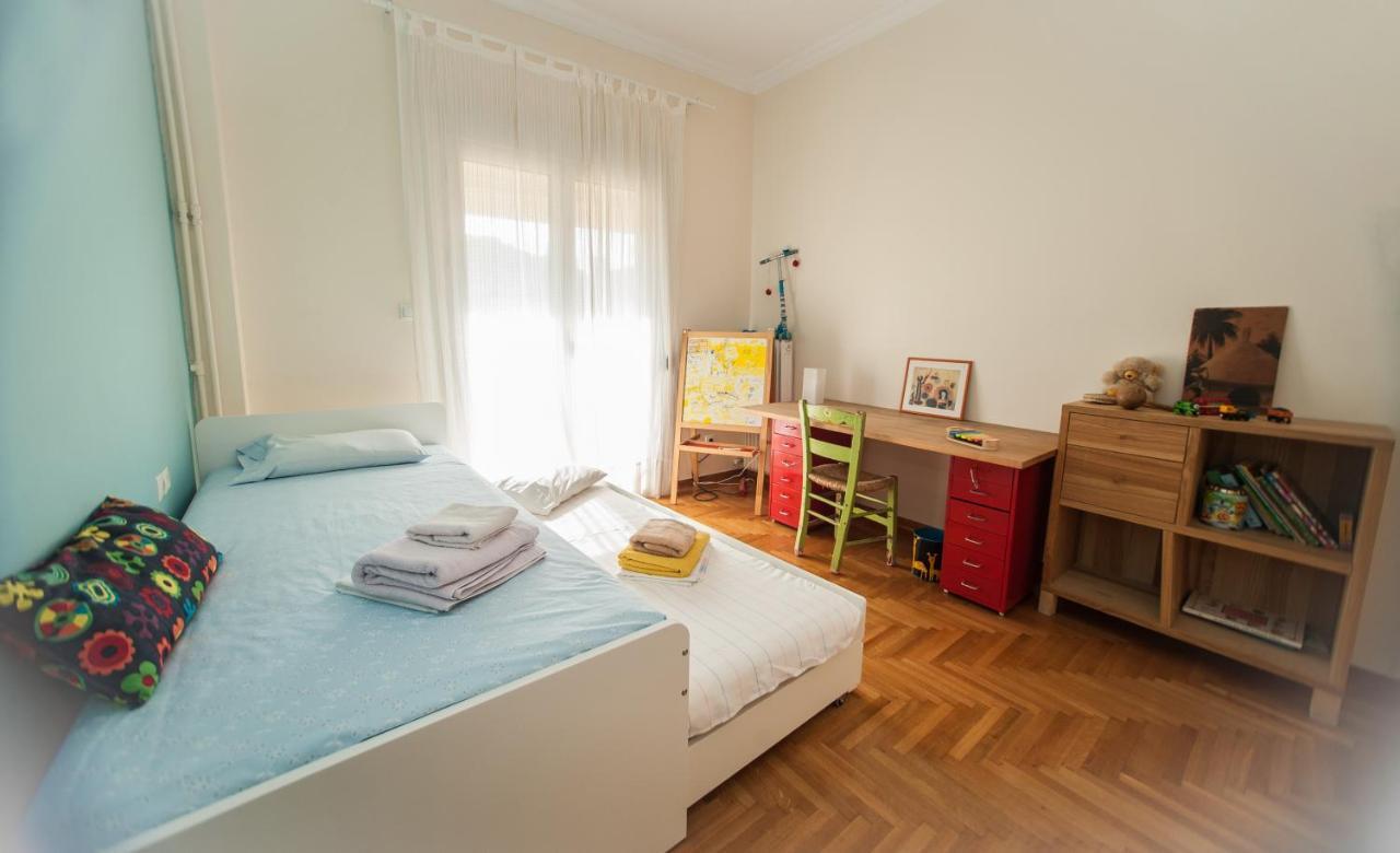 2 Bedroom Apartment At The Historical Center, View To Acropolis Athens Exterior photo